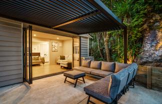 22 Hollywood Avenue, Titirangi