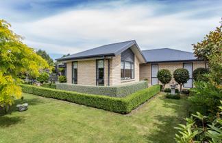 75 Willowside Place, Amberley