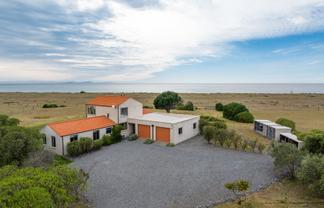 16 Hinepango Drive, Rarangi