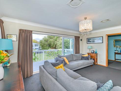 261 Cambridge Street, Levin