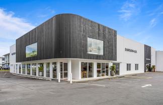 Constellation Drive Destination Retail