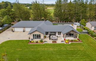 47 Matua Grove, Otatara