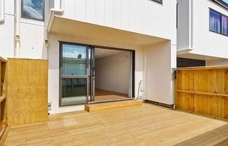 17D Swaffield Road, Papatoetoe