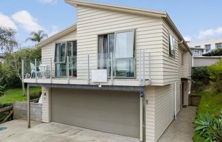 97A Bond Crescent, Forrest Hill