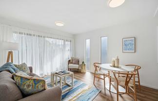 5/773 Beach Road, Browns Bay