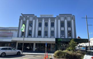 85-88 The Square