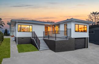 519A East Coast Road, Murrays Bay