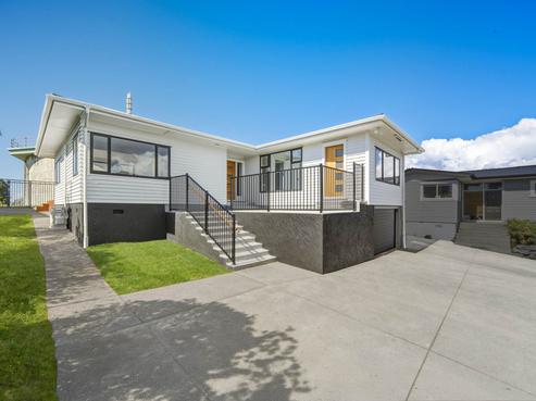 519A East Coast Road, Murrays Bay