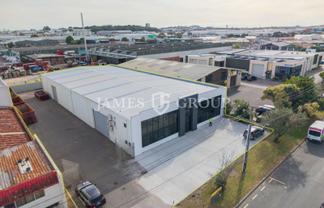 Huge Power Supply | 1,165m² Clear Span Warehouse