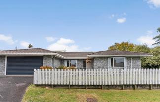 9 Redfern Lane, Glenfield