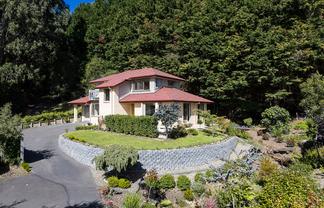 34 Clearwater Street, Broad Bay