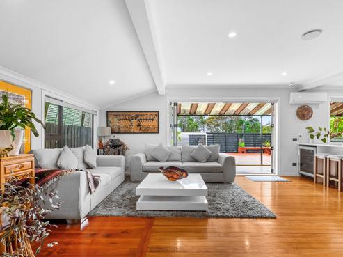 9 Burnham Road, Waitakere