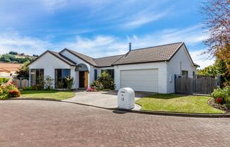 13 Bishops Close, Greenmeadows