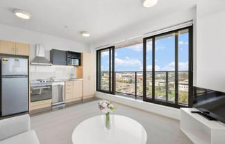 807/17 Putney Way, Manukau