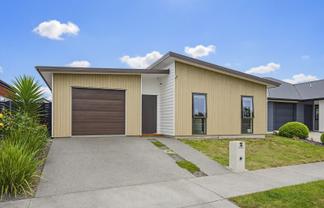 12 Enereta Road, Otaki