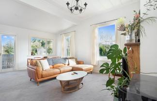 72 Second Avenue, Kingsland