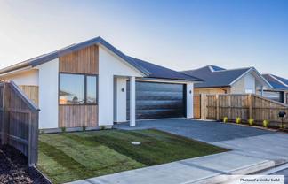 33 Wilkin Road, Ravenswood