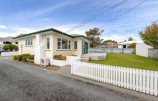 19 Field Street, Silverstream