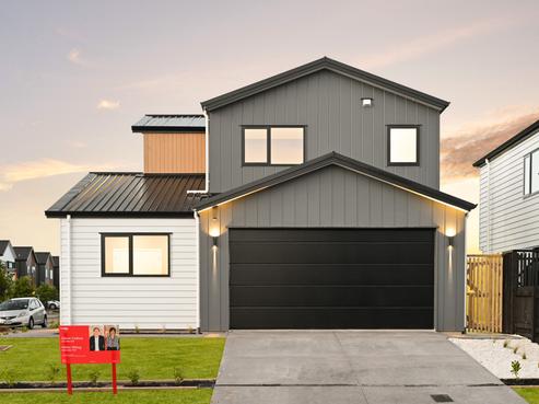 8 Earp Crescent, Greenhill Park