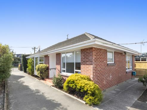 16 Pine Avenue, New Brighton