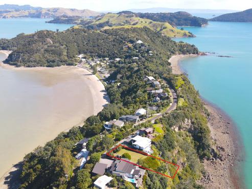 1920 Wyuna Bay Road, Coromandel