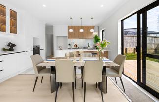 32 Tannaghmore Drive, Flat Bush