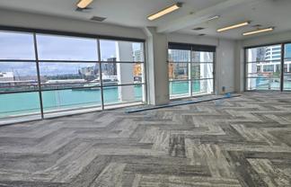 Panoramic Waterfront Office on Princes Wharf
