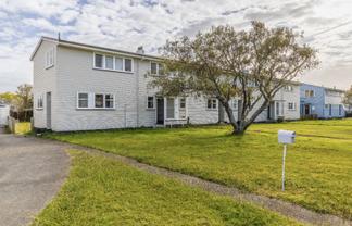 52 Devon Crescent, Bulls