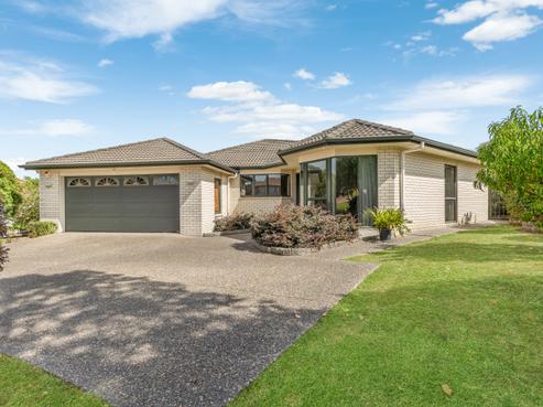 37 Stewart Gibson Place, Manurewa