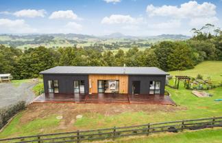 114 Pigs Head Road, Whakapara