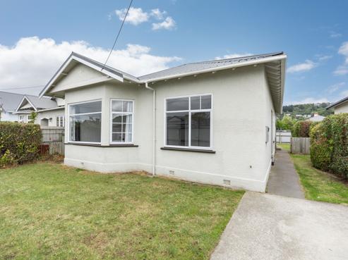 6 West Avenue, Saint Clair