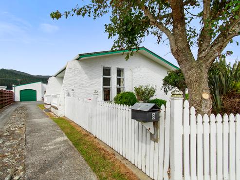 1/8 Kew Grove, Wainuiomata