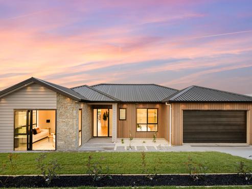 7 Awa Avenue, Helensville