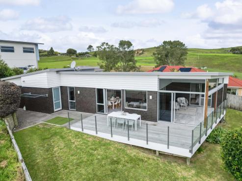 22 Raptor Way, Welcome Bay