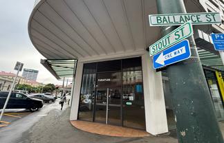 Prominent corner retail with glazed frontage