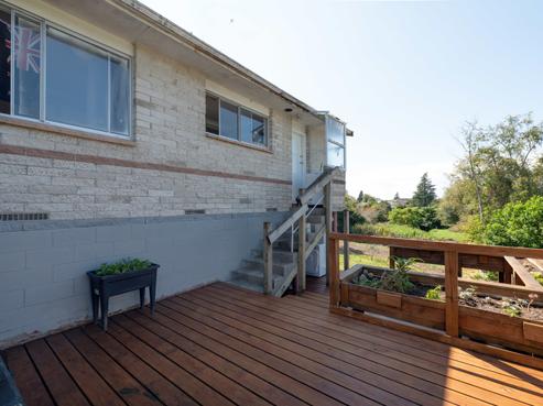 54A Mount View Drive, Mangakakahi