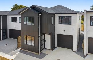 60B Hutchinsons Road, Bucklands Beach