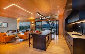 21 Point Street, Raglan