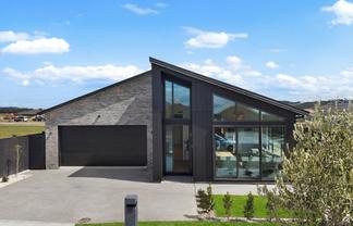 16 Acorn Parish Lane, Clevedon