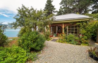 1A Burkes Drive, Saint Leonards
