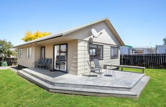 2/141 Finlayson Avenue, Clendon Park
