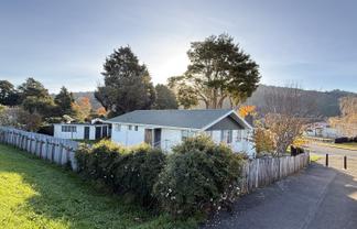 10 Kentucky Street, Totara Park