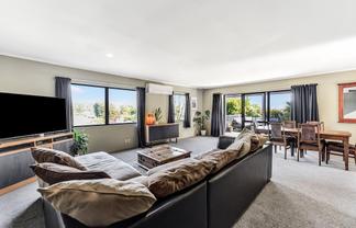 30 Banbury Crescent, Fairfield