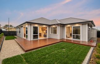 379 Te Taruna Drive, Milldale