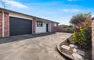 100 High Street, Masterton