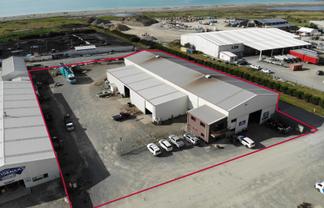 Engineering workshop or storage with large yard