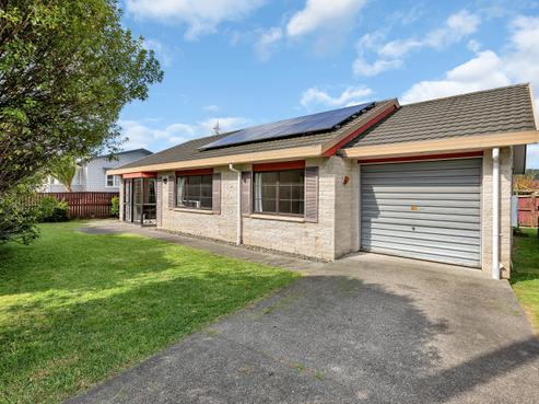 27A Western Hills Drive, Kensington