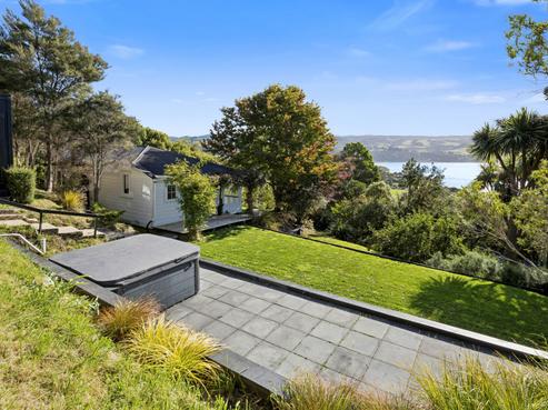 112 Doctors Point Road, Waitati