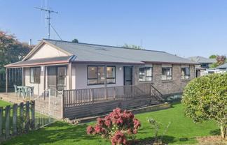 75 Gibson Road, Dinsdale