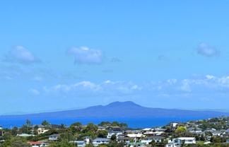 155 Glenvar Road, Long Bay